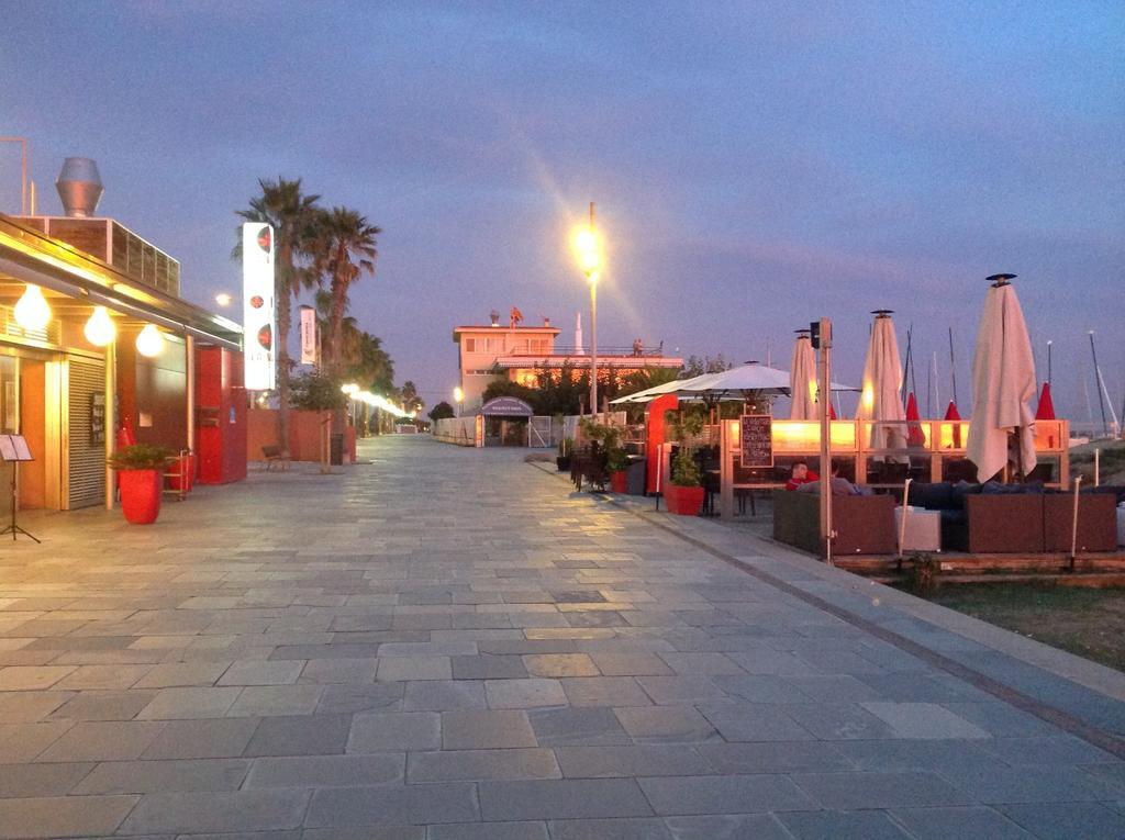 Lets Holidays Castelldefels Diagonal Orient Zewnętrze zdjęcie